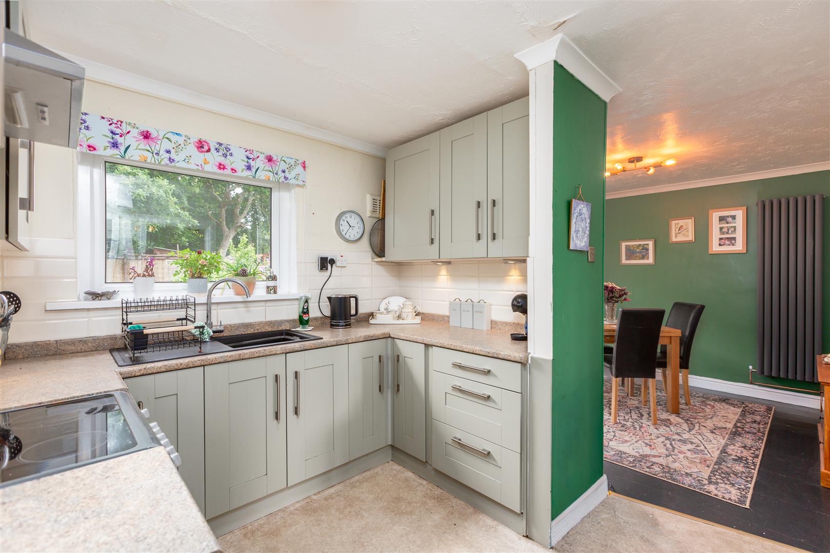 Caegar, Llanelli, SA14 9NR